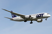 LOT Polish Airlines Boeing 787-8 Dreamliner (SP-LRD) at  Warsaw - Frederic Chopin International, Poland