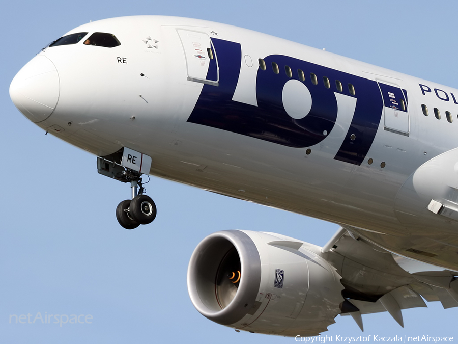 LOT Polish Airlines Boeing 787-8 Dreamliner (SP-LRE) | Photo 32444