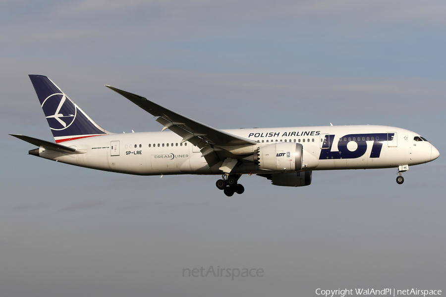 LOT Polish Airlines Boeing 787-8 Dreamliner (SP-LRE) | Photo 537163