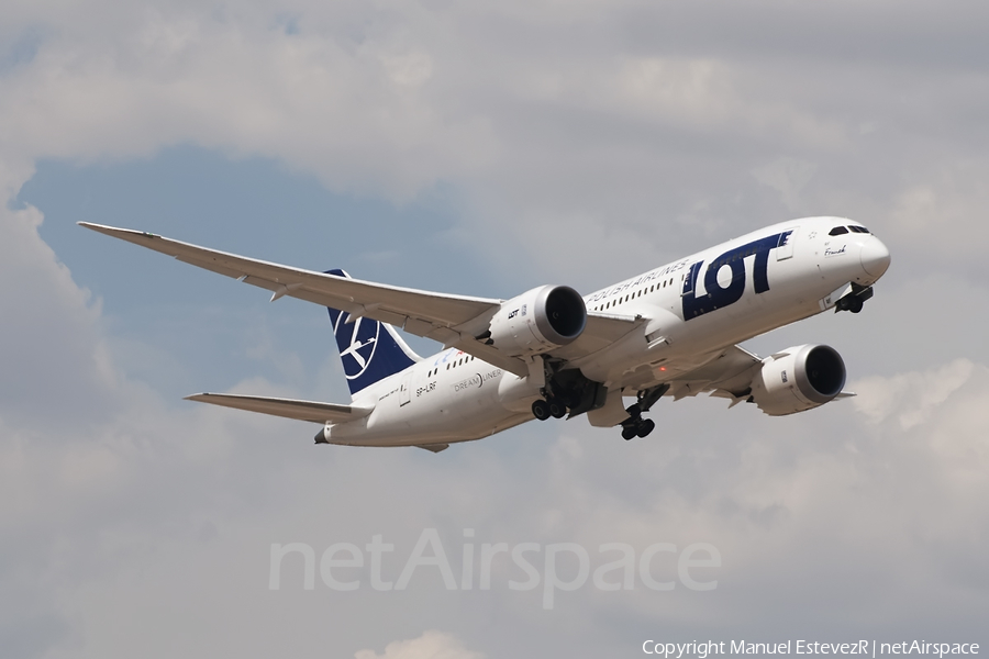 LOT Polish Airlines Boeing 787-8 Dreamliner (SP-LRF) | Photo 206481