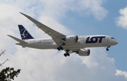 LOT Polish Airlines Boeing 787-8 Dreamliner (SP-LRG) at  Chicago - O'Hare International, United States