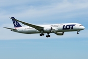 LOT Polish Airlines Boeing 787-9 Dreamliner (SP-LSG) at  Warsaw - Frederic Chopin International, Poland