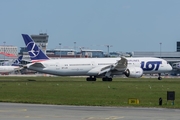 LOT Polish Airlines Boeing 787-9 Dreamliner (SP-LSG) at  Warsaw - Frederic Chopin International, Poland