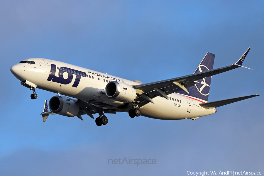 LOT Polish Airlines Boeing 737-8 MAX (SP-LVB) | Photo 485541