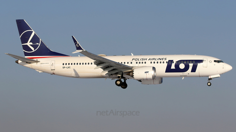 LOT Polish Airlines Boeing 737-8 MAX (SP-LVC) at  Warsaw - Frederic Chopin International, Poland