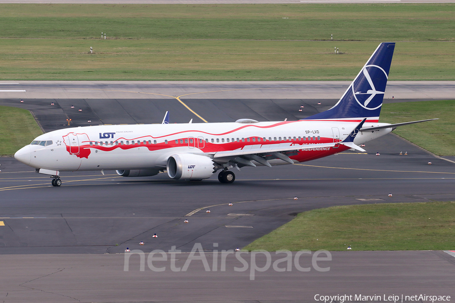 LOT Polish Airlines Boeing 737-8 MAX (SP-LVD) | Photo 651568