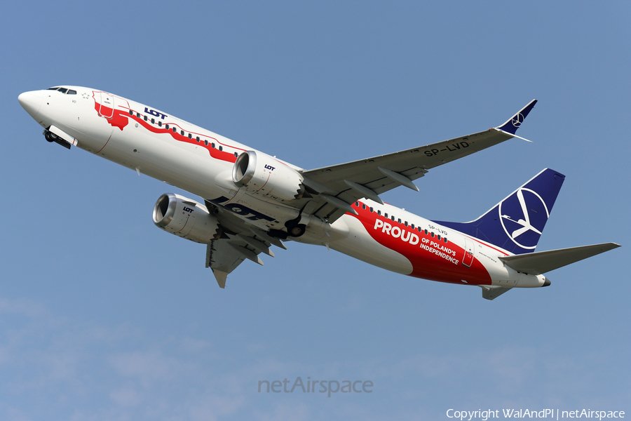 LOT Polish Airlines Boeing 737-8 MAX (SP-LVD) | Photo 460239