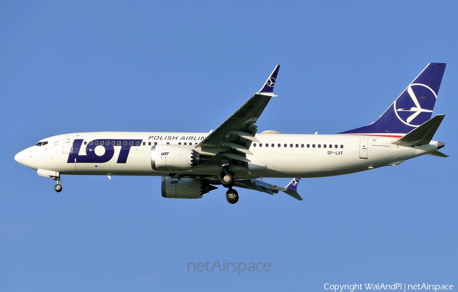 LOT Polish Airlines Boeing 737-8 MAX (SP-LVF) | Photo 449770