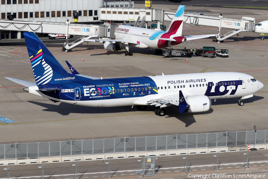 LOT Polish Airlines Boeing 737-8 MAX (SP-LVH) | Photo 594772