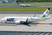 LOT Polish Airlines Boeing 737-8 MAX (SP-LVL) at  Warsaw - Frederic Chopin International, Poland