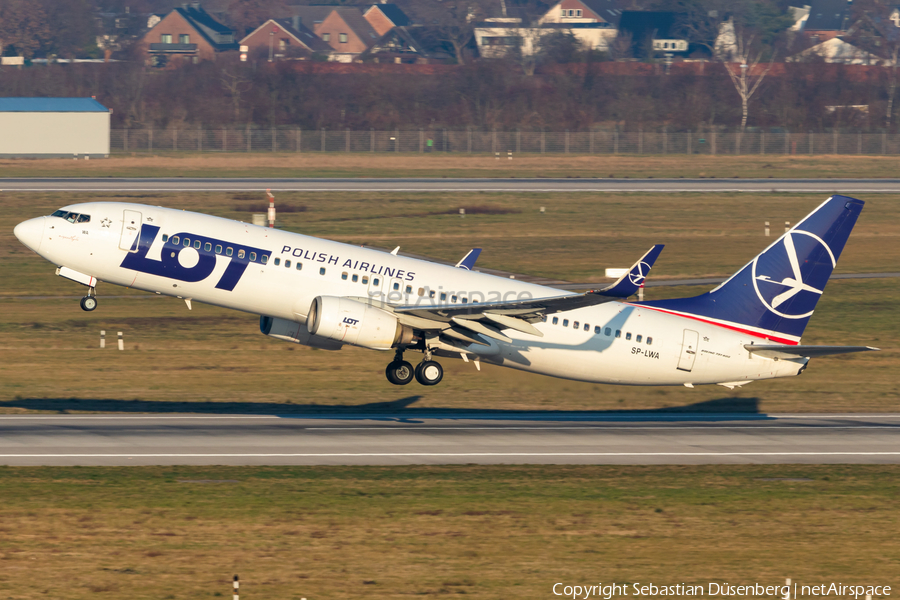 LOT Polish Airlines Boeing 737-89P (SP-LWA) | Photo 292081