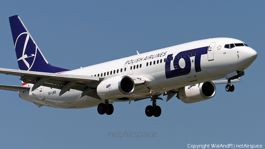 LOT Polish Airlines Boeing 737-89P (SP-LWB) | Photo 454535