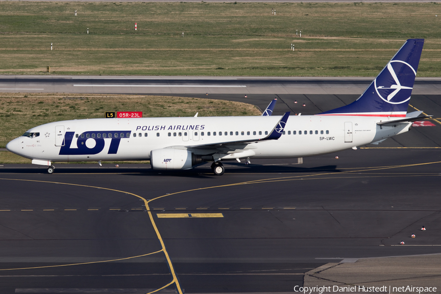 LOT Polish Airlines Boeing 737-89P (SP-LWC) | Photo 425668
