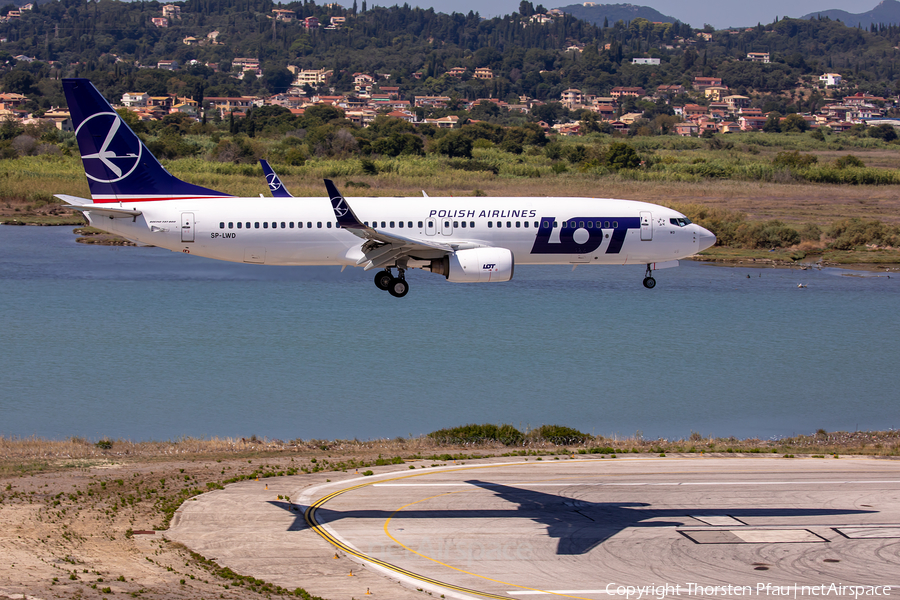 LOT Polish Airlines Boeing 737-89P (SP-LWD) | Photo 449316