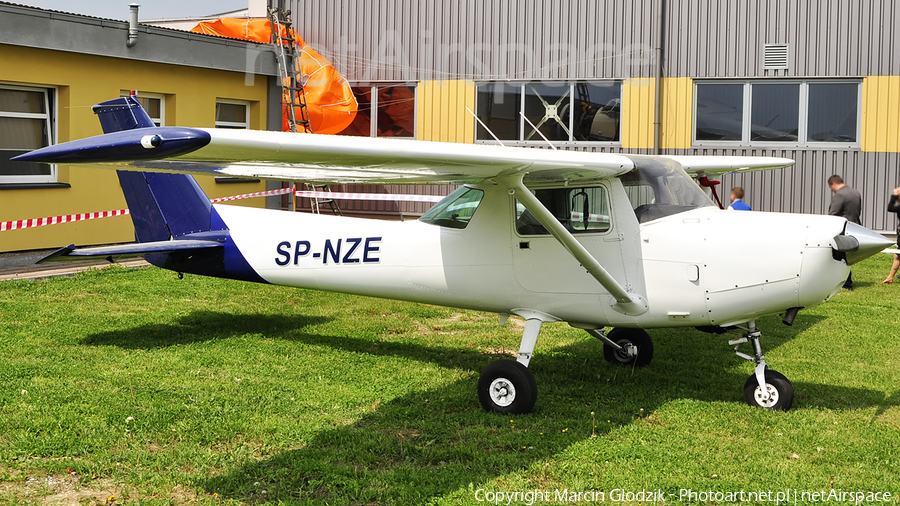 (Private) Cessna 152 (SP-NZE) | Photo 377448