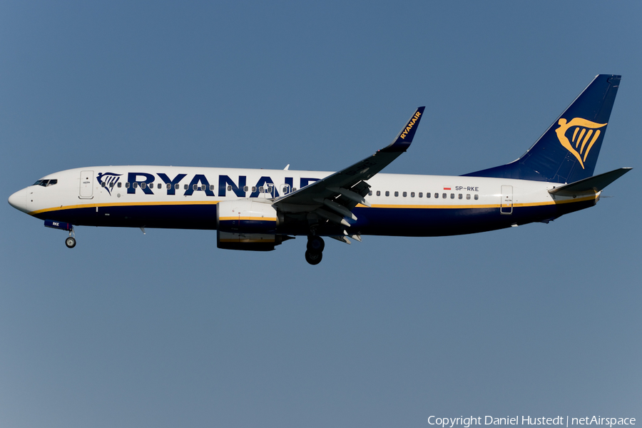 Ryanair Sun Boeing 737-8AS (SP-RKE) | Photo 410199