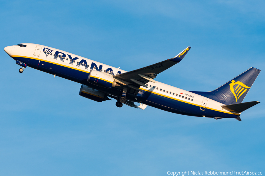 Ryanair Sun Boeing 737-8AS (SP-RKE) | Photo 372437