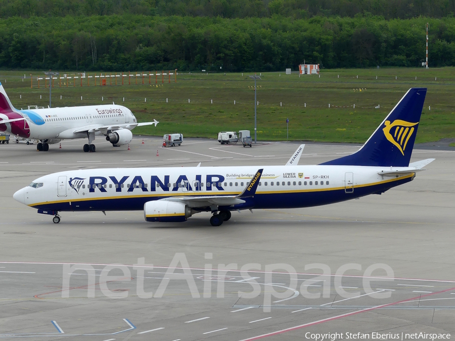 Buzz (Ryanair) Boeing 737-8AS (SP-RKH) | Photo 570438