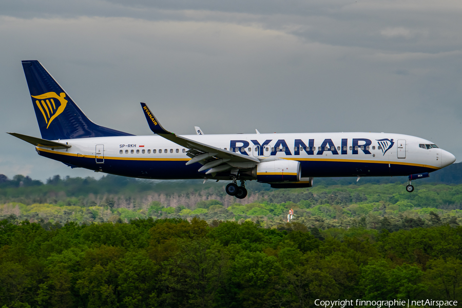 Ryanair Sun Boeing 737-8AS (SP-RKH) | Photo 447721