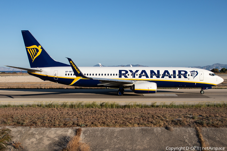 Buzz (Ryanair) Boeing 737-8AS (SP-RKT) | Photo 601401