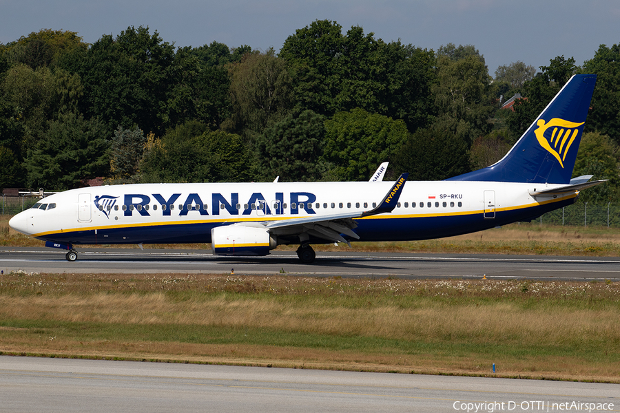 Ryanair Sun Boeing 737-8AS (SP-RKU) | Photo 399173