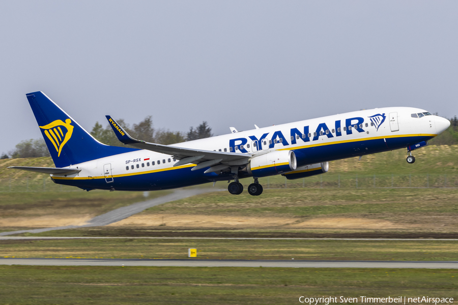 Buzz (Ryanair) Boeing 737-8AS (SP-RSX) | Photo 621618