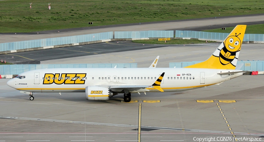 Buzz Boeing 737-8-200 (SP-RZA) | Photo 589320