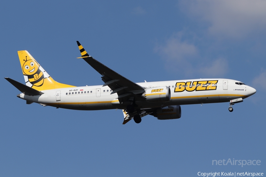 Buzz Boeing 737-8-200 (SP-RZF) | Photo 561768