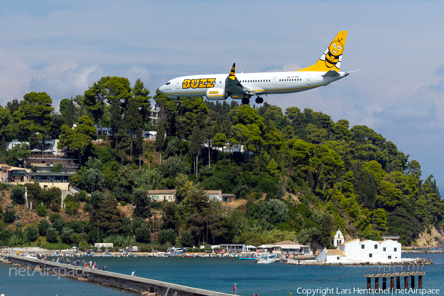 Buzz Boeing 737-8-200 (SP-RZG) | Photo 526019