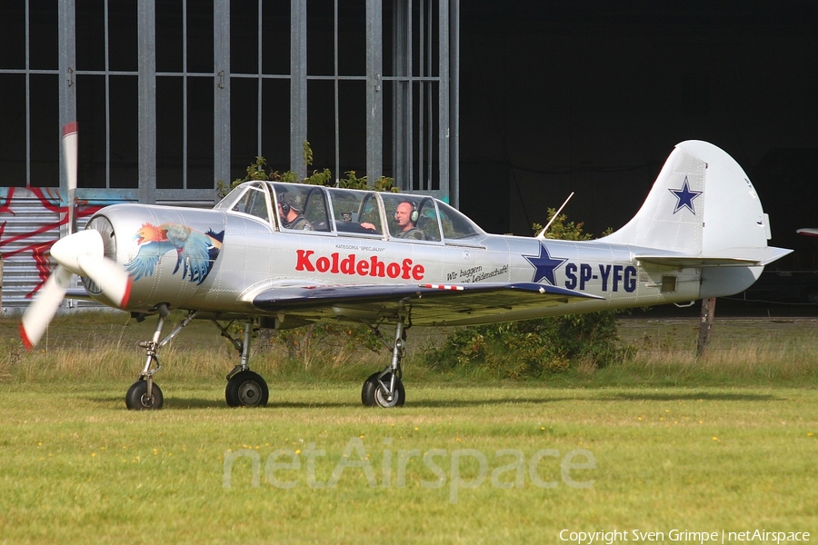 (Private) Yakovlev Yak-52 (SP-YFG) | Photo 187695
