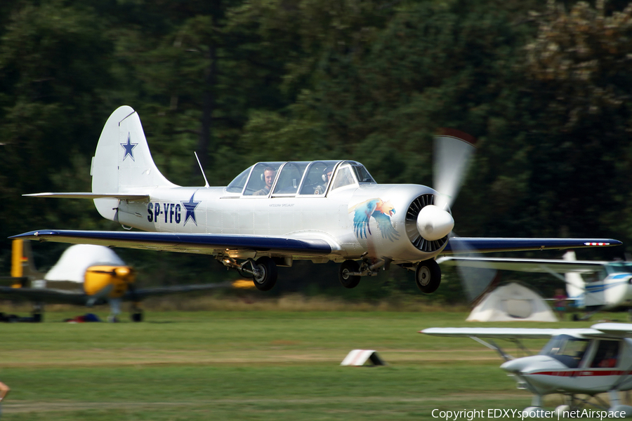 (Private) Yakovlev Yak-52 (SP-YFG) | Photo 285063