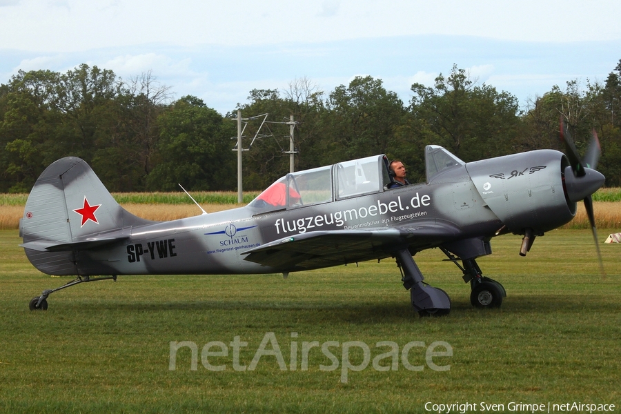 (Private) Yakovlev Yak-52TW (SP-YWE) | Photo 468048