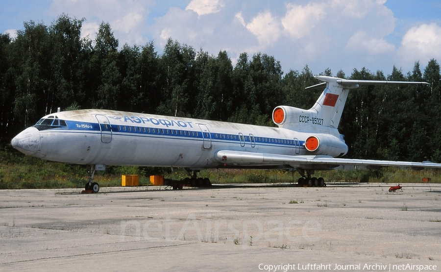 Aeroflot - Soviet Airlines Tupolev Tu-154B-2 (SSSR-85327) | Photo 398843