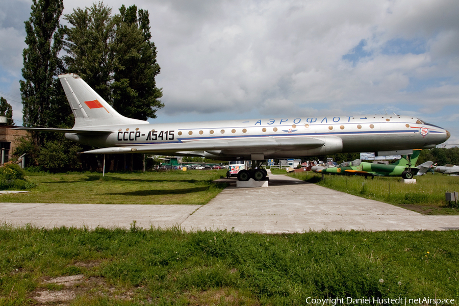 Aeroflot - Soviet Airlines Tupolev Tu-104G (SSSR-L5415) | Photo 502315