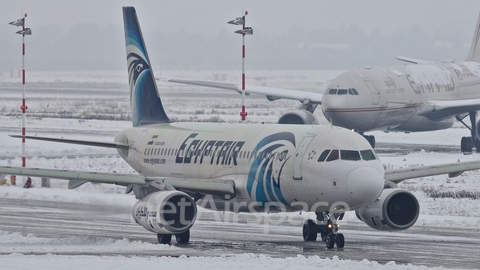 EgyptAir Airbus A320-232 (SU-GCD) at  Dusseldorf - International, Germany