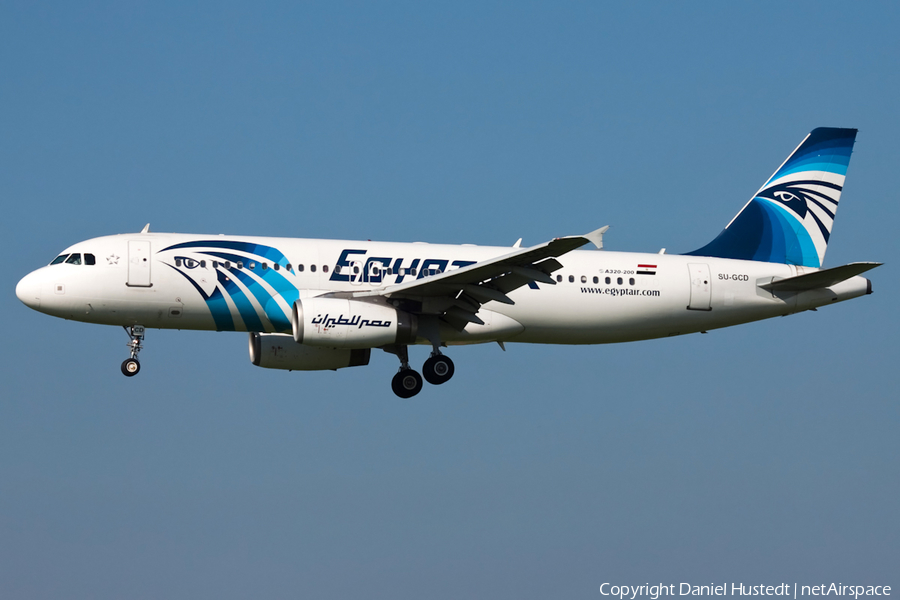 EgyptAir Airbus A320-232 (SU-GCD) | Photo 614026
