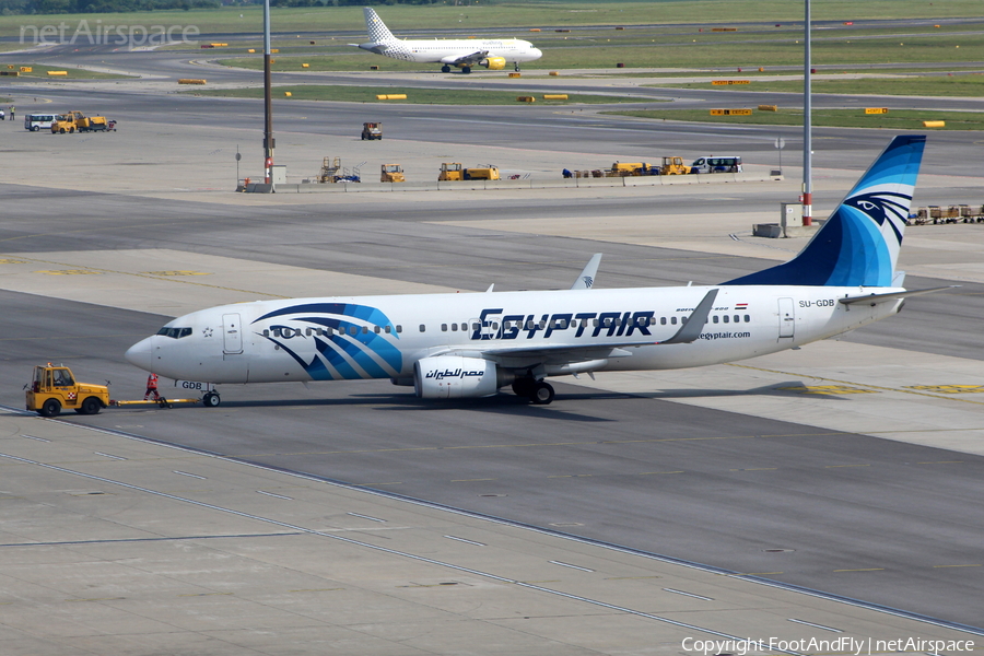 EgyptAir Boeing 737-866 (SU-GDB) | Photo 77324