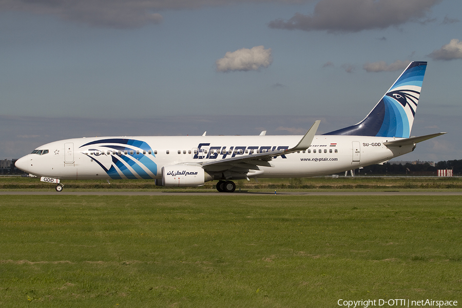 EgyptAir Boeing 737-866 (SU-GDD) | Photo 313247