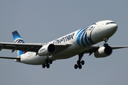 EgyptAir Airbus A330-343X (SU-GDS) at  London - Heathrow, United Kingdom