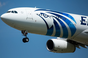 EgyptAir Airbus A330-343X (SU-GDU) at  London - Heathrow, United Kingdom