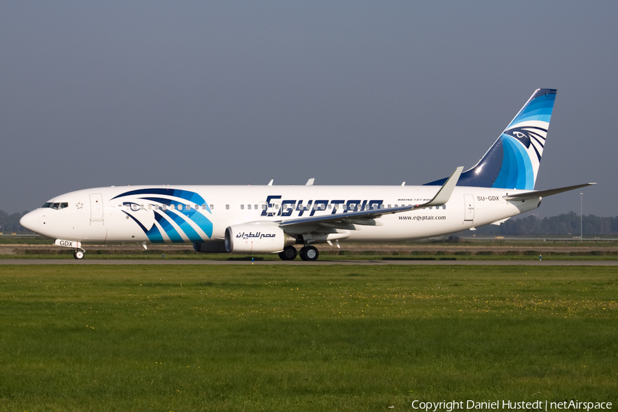 EgyptAir Boeing 737-866 (SU-GDX) | Photo 547369