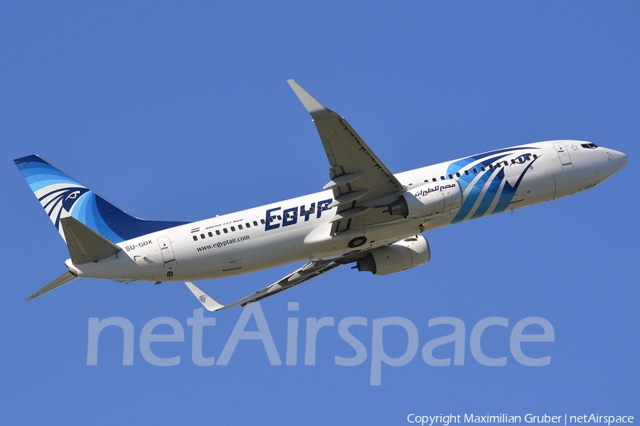 EgyptAir Boeing 737-866 (SU-GDX) | Photo 111568
