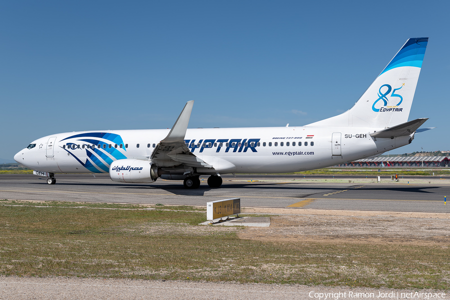 EgyptAir Boeing 737-866 (SU-GEH) | Photo 245838