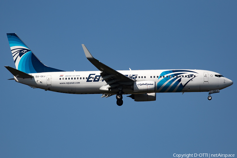 EgyptAir Boeing 737-866 (SU-GEJ) | Photo 402838