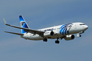 EgyptAir Boeing 737-866 (SU-GEJ) at  London - Heathrow, United Kingdom