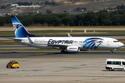 EgyptAir Boeing 737-866 (SU-GEK) at  Madrid - Barajas, Spain