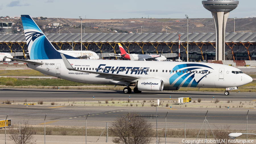 EgyptAir Boeing 737-866 (SU-GEK) | Photo 593321