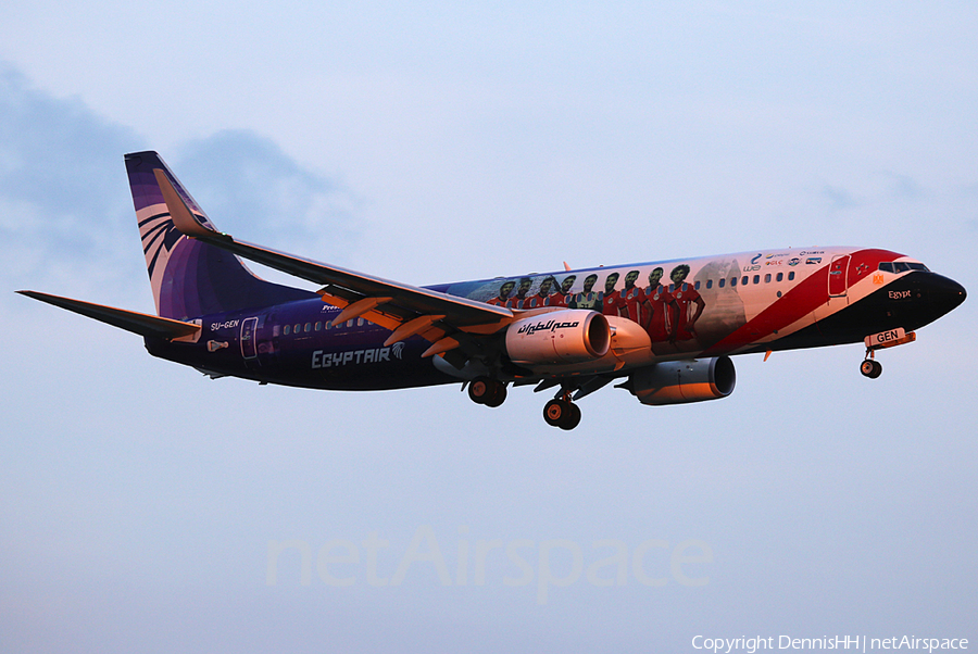 EgyptAir Boeing 737-866 (SU-GEN) | Photo 481847