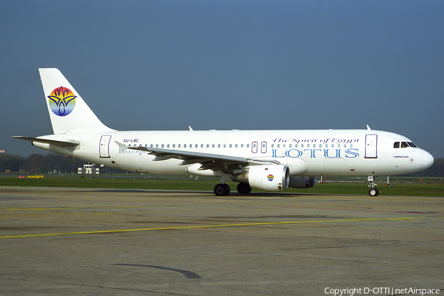 Lotus Air Airbus A320-212 (SU-LBC) | Photo 458066