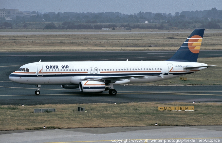 Onur Air Airbus A320-231 (SU-RAB) | Photo 437236